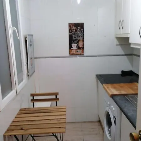 Sebastian Elcano, apartamento para 2 con terraza, metro Embajadores-3